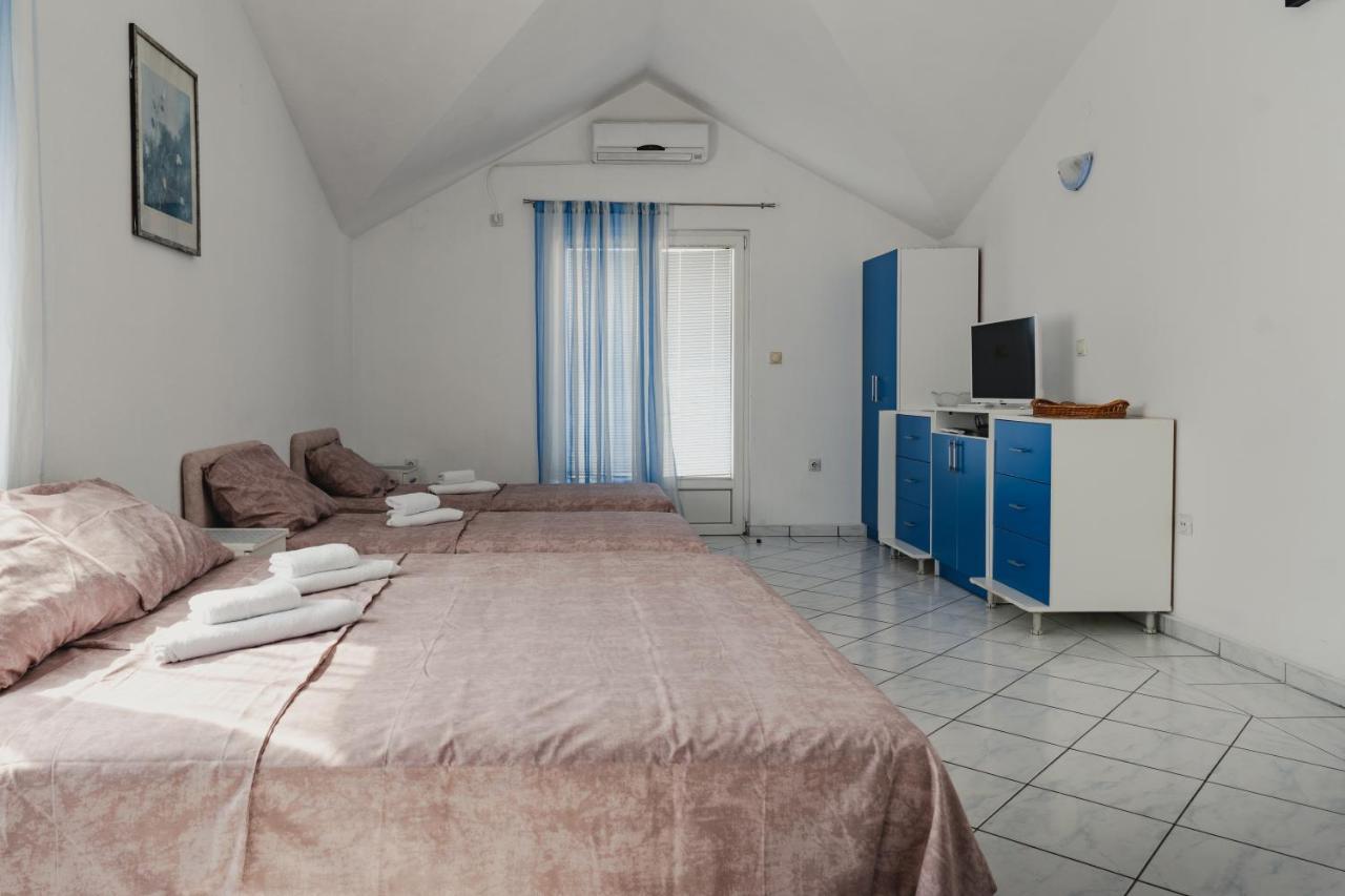 Apartments Djukic Tivat Exterior photo