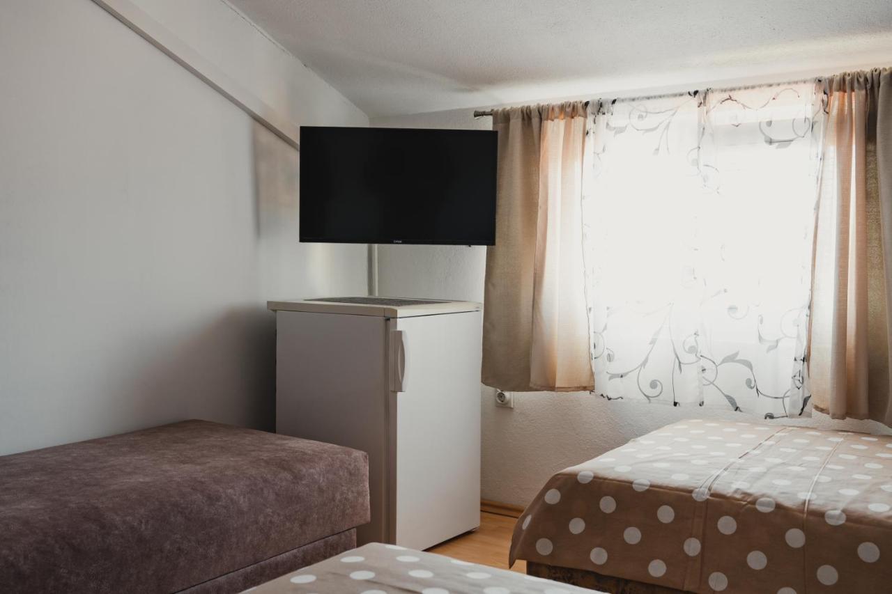 Apartments Djukic Tivat Exterior photo