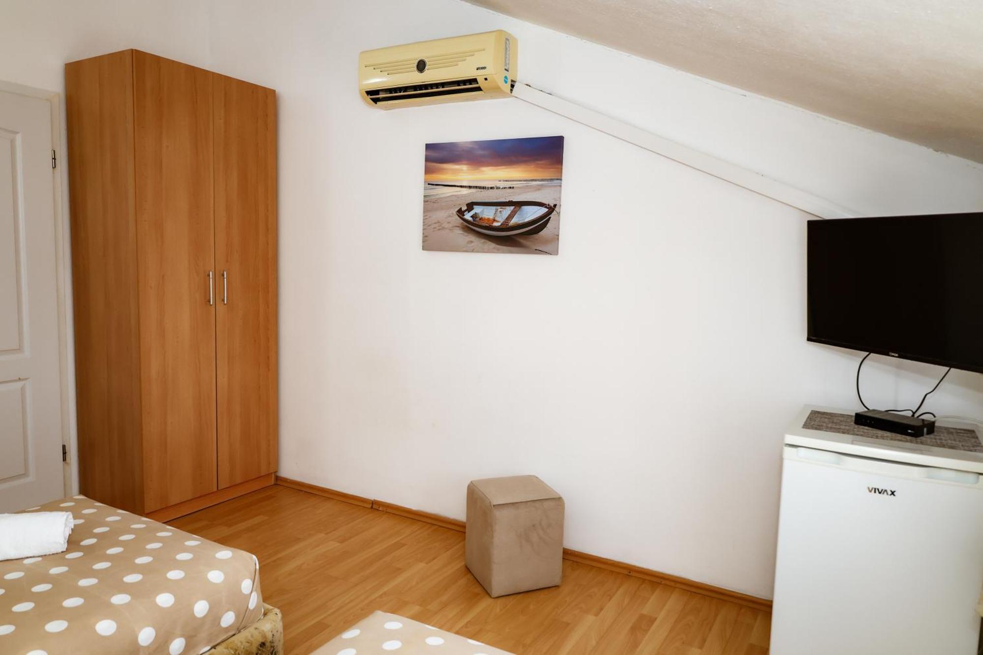 Apartments Djukic Tivat Exterior photo